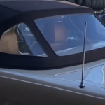 Automatic Antenna Operation in the Mercedes-Benz R107